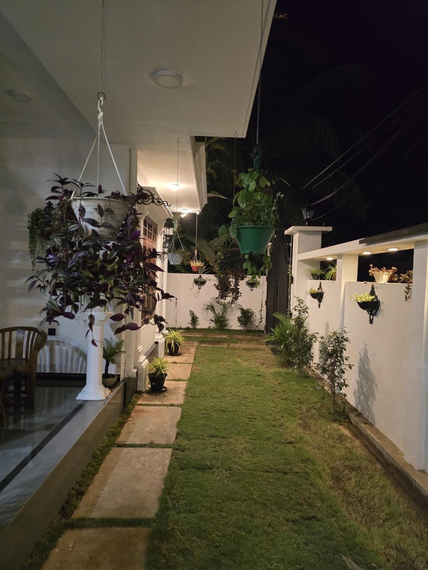 Munril Guest Apartman Jaffna Kültér fotó